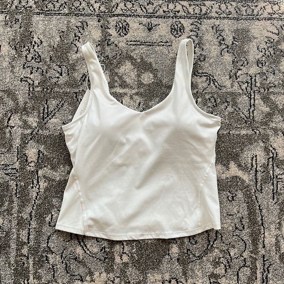 Halara Padded Tank Top - Picture 2 of 6